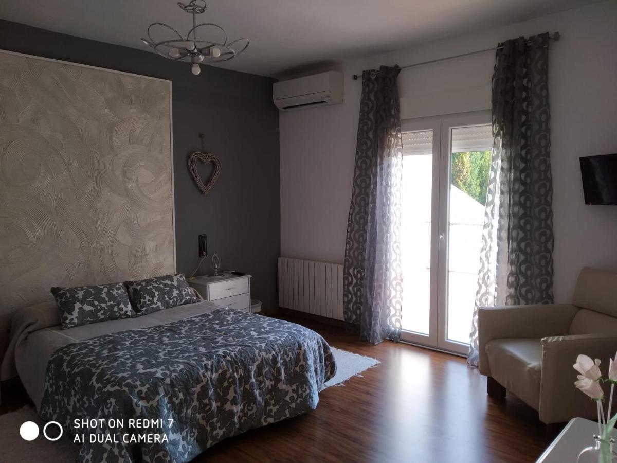 Pension Santa Teresa Villanueva de la Jara Extérieur photo